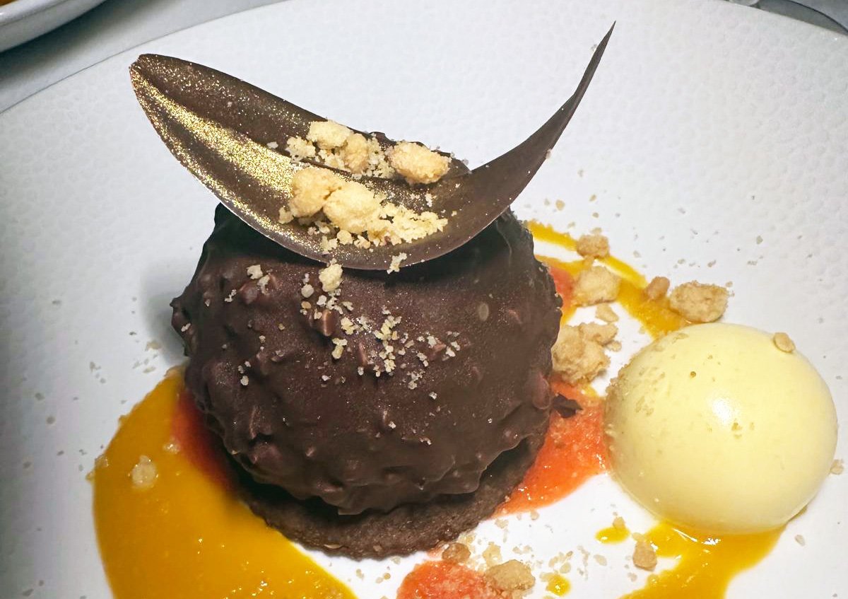 Yacht Mischievous dessert II